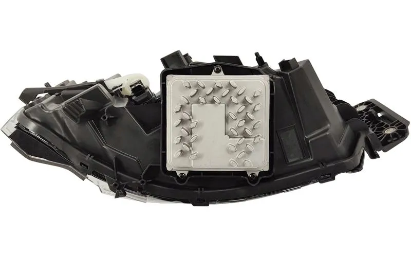 ren-range-t-evo-2021-reflektor-lewy