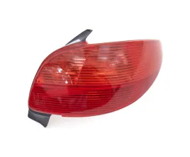 lampa-tyl-do-peugeot-206-1998-2009-6351k4-prawa-tyc