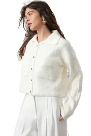 trendyol-krotki-sweter-damski-z-kieszeniami-i-guzikami-bialy-m-5ea