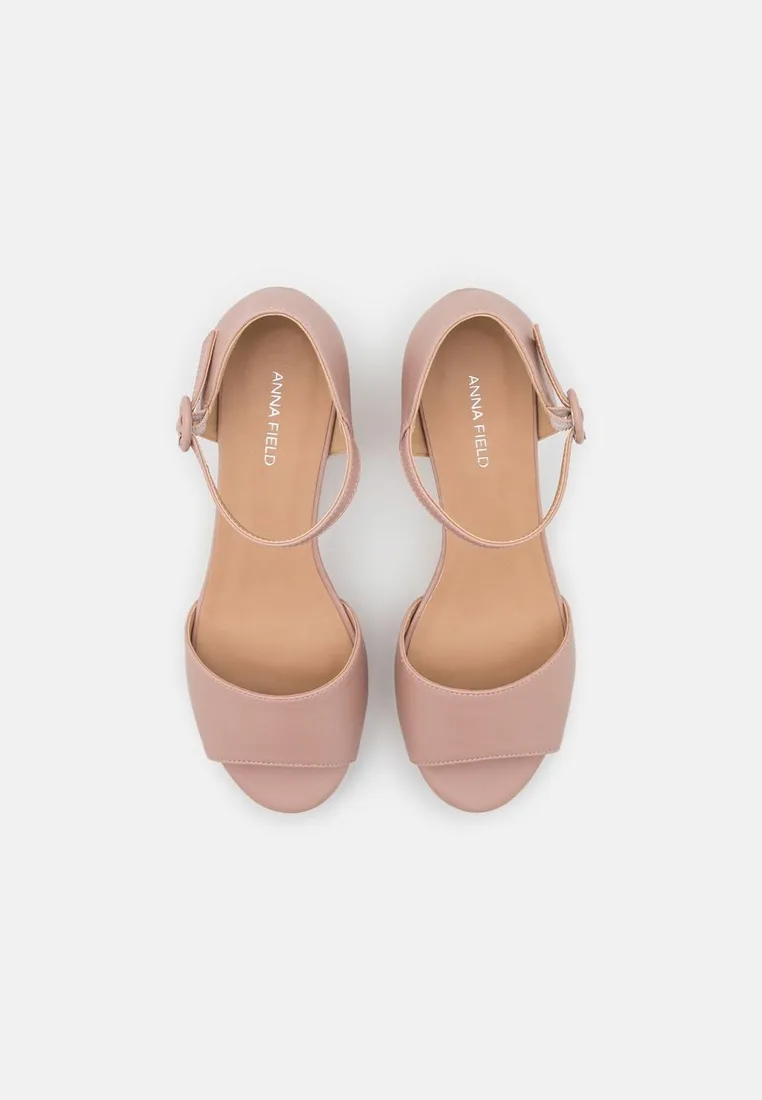 anna-field-sandaly-na-platformie-39-4cg-stan-nowy