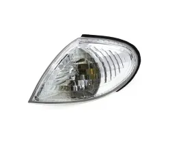 kierunkowskaz-do-nissan-almera-n16-2000-2003-26139bm415-lewa-bialy