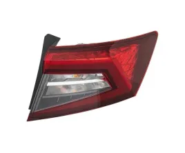 lampa-tyl-do-skoda-karoq-2017-2022-57a945712-prawa