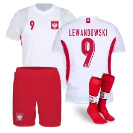 lewandowski-polska-bialy-stroj-komplet-getry-116