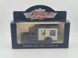 vanguards-days-gone-1950-bedford-30-cwt-birds-custard-boxed