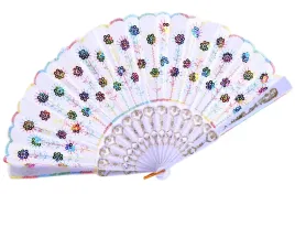 skladany-wachlarz-na-upaly-motyle-elegancki-z-cekinami-rozne-kolory