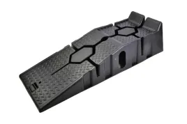 awtools-najazd-samochodowy-plastikowy-2szt