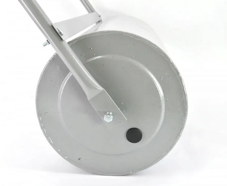 awtools-walec-do-trawnikow-50cm-waga-z-opakowaniem-7-5-kg