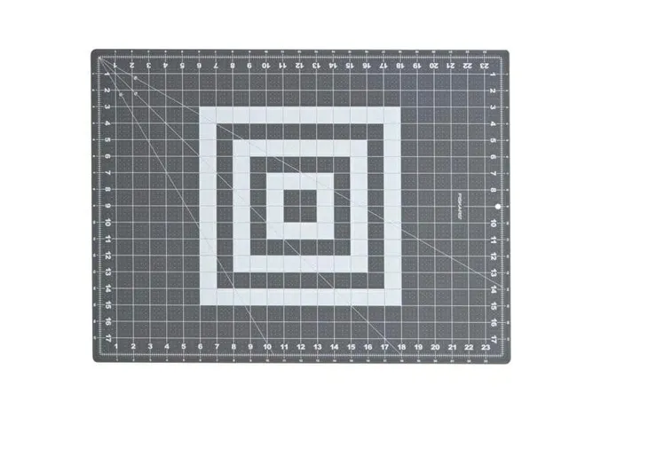 fiskars-mata-do-ciecia-45x60cm-a2