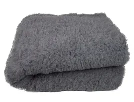 buba-dry-bed-legowisko-bez-antyposlizgow-28mm-50x37cm-szare-z-zielonym-spo