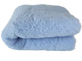 buba-dry-bed-legowisko-antyposlizgowe-28mm-100x75cm-jasny-blekit-a38
