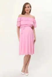 rozowa-sukienka-ciazowa-z-falbana-i-odkrytymi-ramionami-xxl-5ia