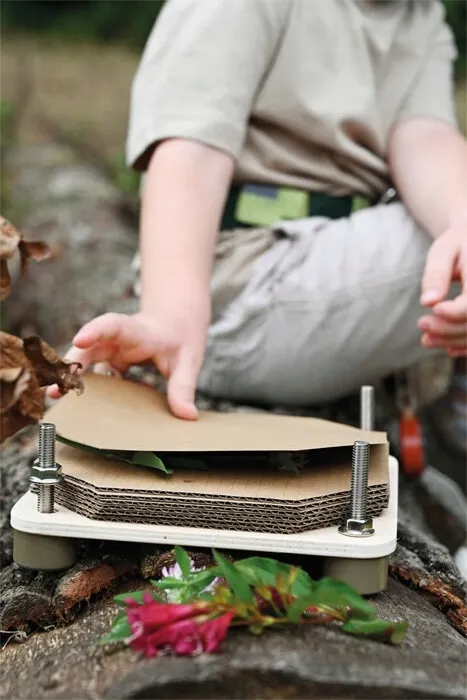 prasa-do-kwiatow-discover-marka-small-foot