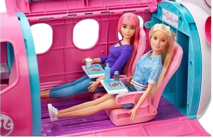 barbie-wielki-samolot-wiek-dziecka-3-lata
