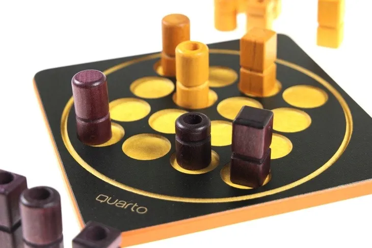 gigamic-quarto-mini-iuvi-games-minimalna-liczba-graczy-2