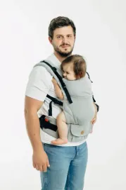ergonomiczne-nosidelko-regulowane-lennyupgrade-pro-mala-jodelka-szara