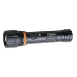 beta-latarka-led-700lm-3xaaa-1833m