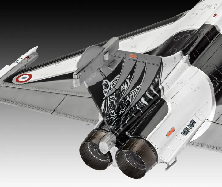 samolot-dassault-rafale-c-waga-z-opakowaniem-0-15-kg