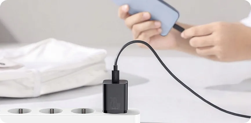 2x-baseus-ladowarka-20w-usb-c-lightning-iphone-kabel