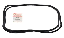 uszczelka-szyby-tylnej-klapy-mitsubishi-carisma-mr911782
