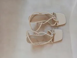 missguided-sandaly-biale-na-obcasie-36-4ca