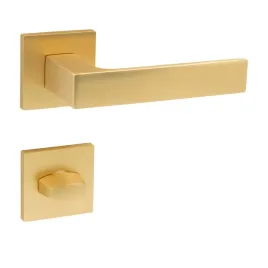 klamka-drzwiowa-kwadro-zloty-mat-szczotkowany-rozety-wc-slim-premium
