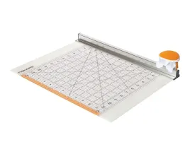 2x-gilotyna-reczna-fiskars
