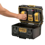 toughsystem-2-0-ladowarka-2x4a-seria-dwst