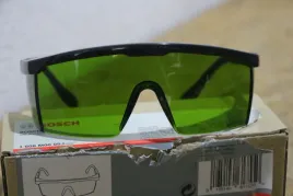 2x-bosch-okulary-laserowe-zielone