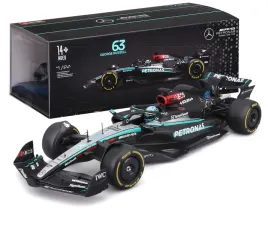 2x-bolid-f1-mercedes-amg-w15-2024-george-russell-1-24-bburago-18-28063