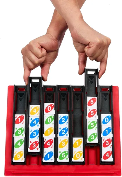2x-uno-gra-quatro-hpf82-5-wiek-gracza-18
