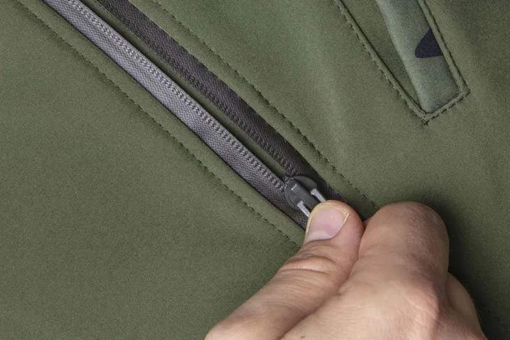 kurtka-softshell-camo-xxl-neo-plec-mezczyzna