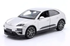 2x-porsche-macan-turbo-electric-1-24-bburago-18-21109-suv-niemiecki-samocho