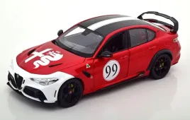 2x-alfa-romeo-giulia-gtam-1-18-bburago-18-11049-sportowy-sedan-model-samoch