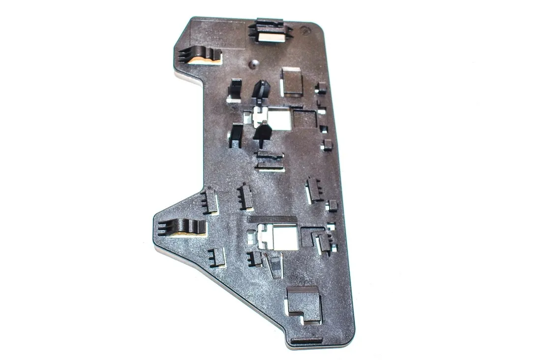 2x-oe-bmw-plyta-mocujaca-bmw-e60-e61-e65-e83-x3-e90-e91-e92-12517799471-stan-nowy