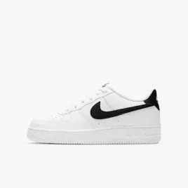 buty-sportowe-nike-air-force-biale-z-czarna-lyzwa-skorzane-ct3839-100-39