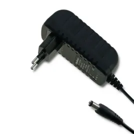 zasilacz-uniwersalny-listwa-led-dekoder-tuner-tv-wtyk-standard-12v-2a-24w