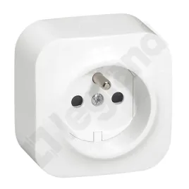 forix-ip20-gniazdo-2p-z-16-a-250-v-biale
