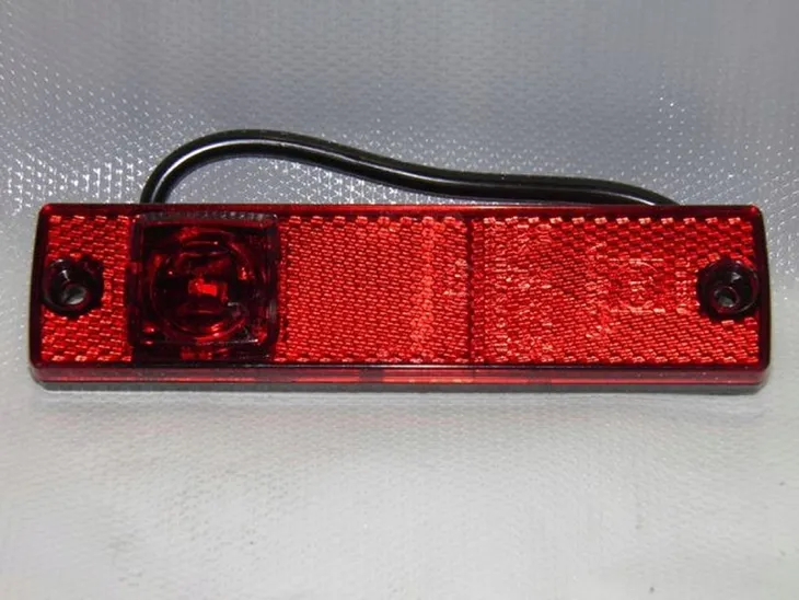 lampa-obrys-led-czerwona
