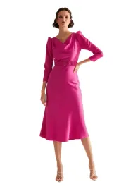 bettyandsam-rozowa-sukienka-midi-z-bufiastymi-rekawami-pasek-36-5fa