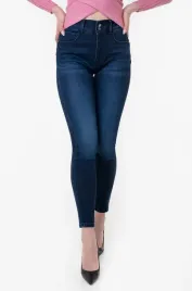 guess-granatowe-rurki-jeansy-z-aplikacja-na-kieszeni-27-29-gga