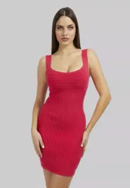 guess-czerwona-dopasowana-sukienka-bez-rekawow-l-gga