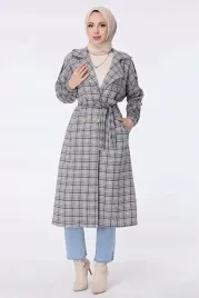 dlugi-plaszcz-damski-w-krate-z-paskiem-i-klapami-xl-xxl-5ga