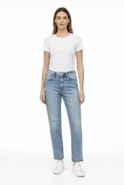 guess-jeansy-damskie-mom-jeans-blekitne-z-naszywka-38-gga