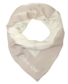calvin-klein-apaszka-bezowo-biala-z-logo-z-wiskozy-i-modalu-i3j