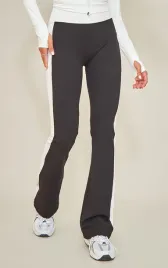 prettylittlething-spodnie-treningowe-czarne-42-ejq