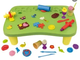 stolik-edukacyjny-do-ciastoliny-dla-dzieci-akcesoria-playtive