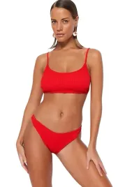 trendyol-czerwona-gora-od-bikini-z-gladka-faktura-i-ramiaczkami-36-5ea