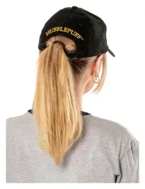 czapka-z-daszkiem-harry-potter-hufflepuff-oficjalna-licencja
