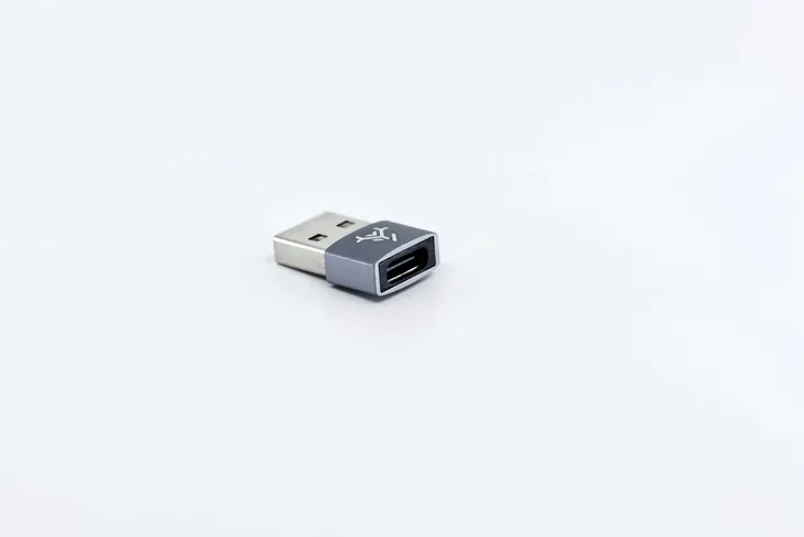 adapter-usb-a-do-usb-c-the-leshy