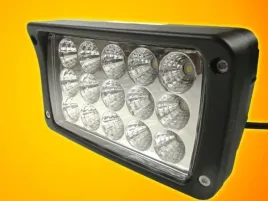 reflektor-led-car-prostokat-15-3w-ip68-12v-24v